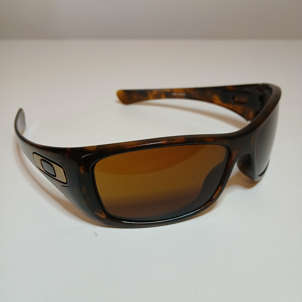 Oakley Brown Tortoise Sunglasses